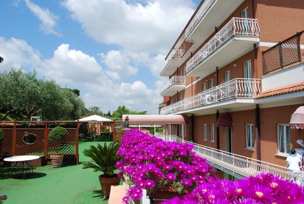Marini Park Hotel Castel di Leva Екстер'єр фото