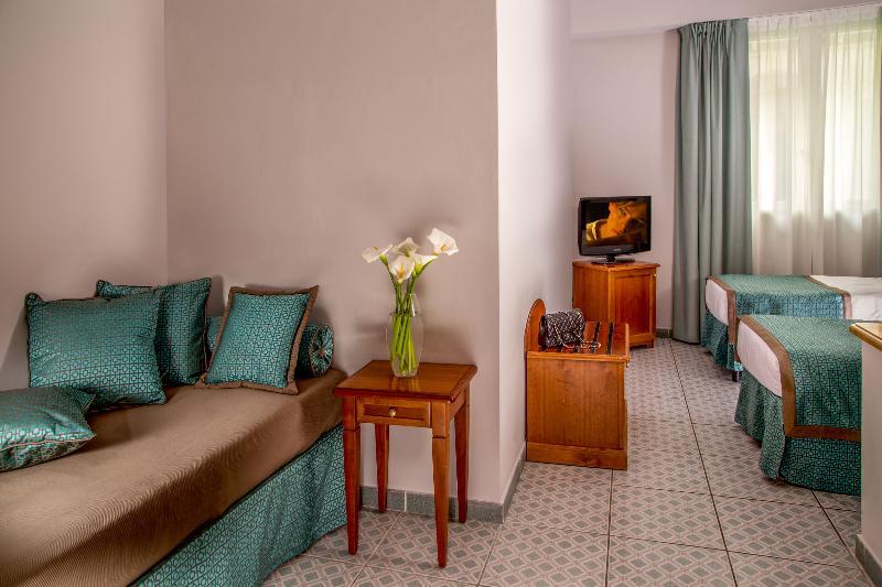 Marini Park Hotel Castel di Leva Екстер'єр фото