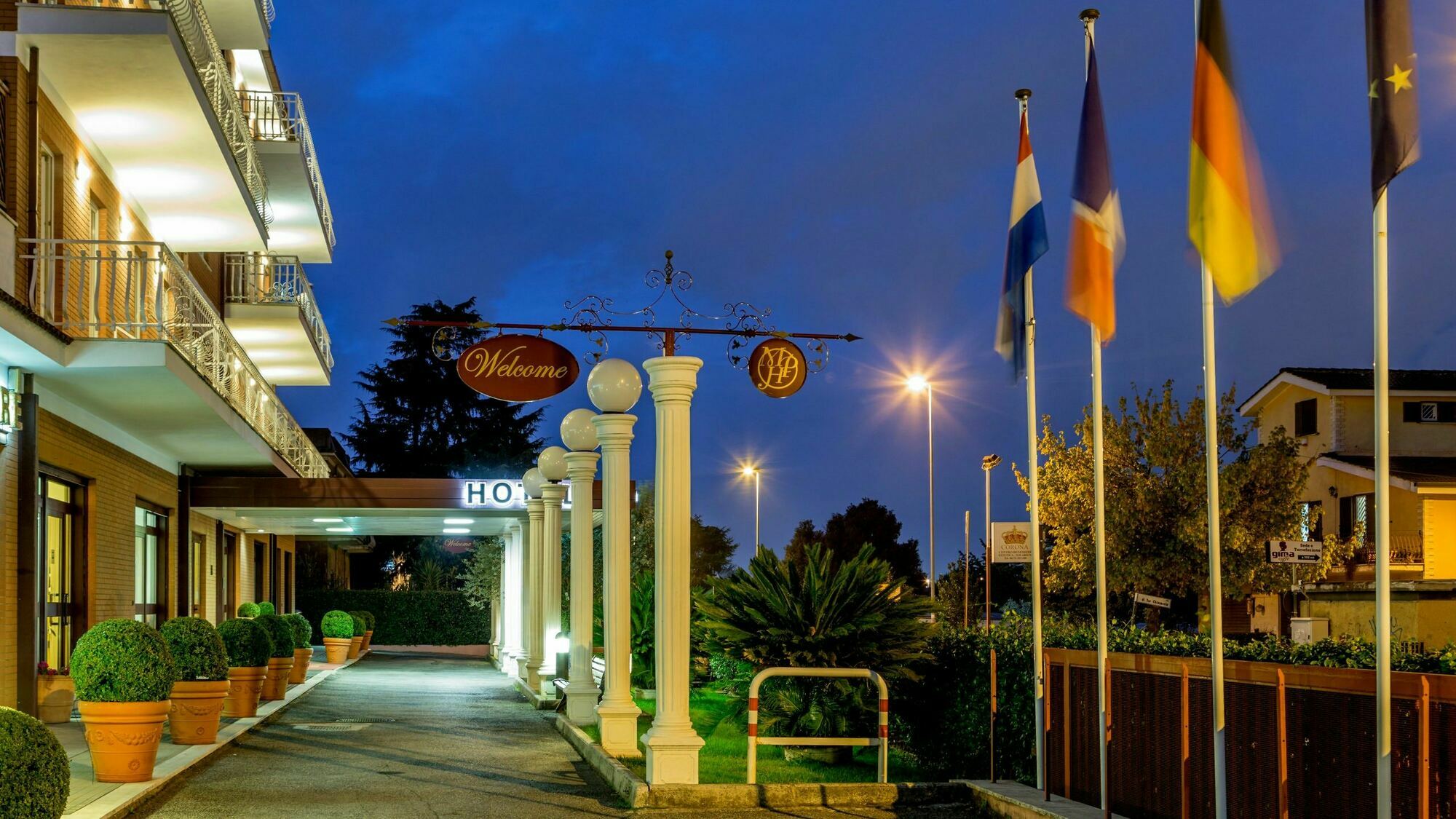 Marini Park Hotel Castel di Leva Екстер'єр фото