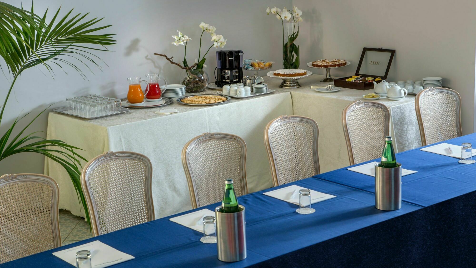 Marini Park Hotel Castel di Leva Екстер'єр фото
