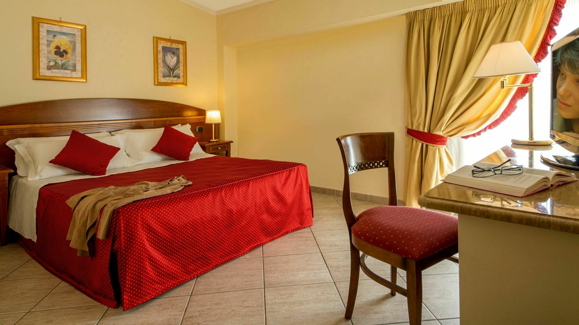 Marini Park Hotel Castel di Leva Екстер'єр фото